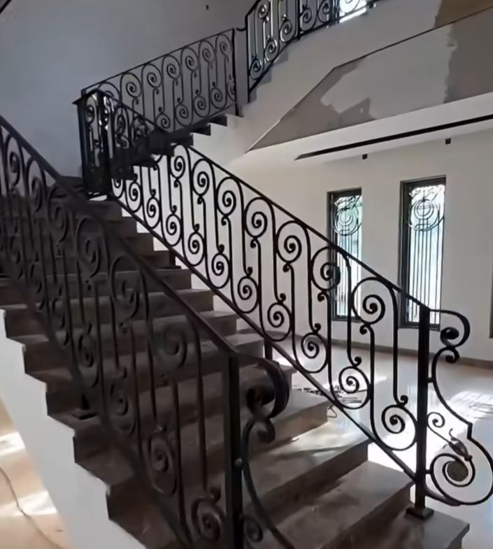 705
